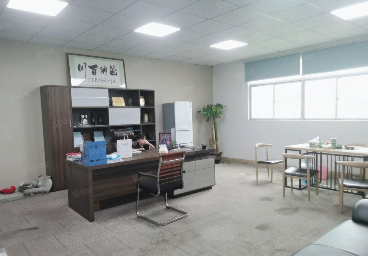 塘厦清湖头工业园独院1880平带装修厂房出租，好招工交通方便