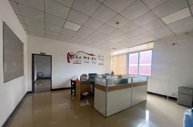 塘厦中心区标准楼上600平方，大气前台，全层吊顶地坪漆精装修