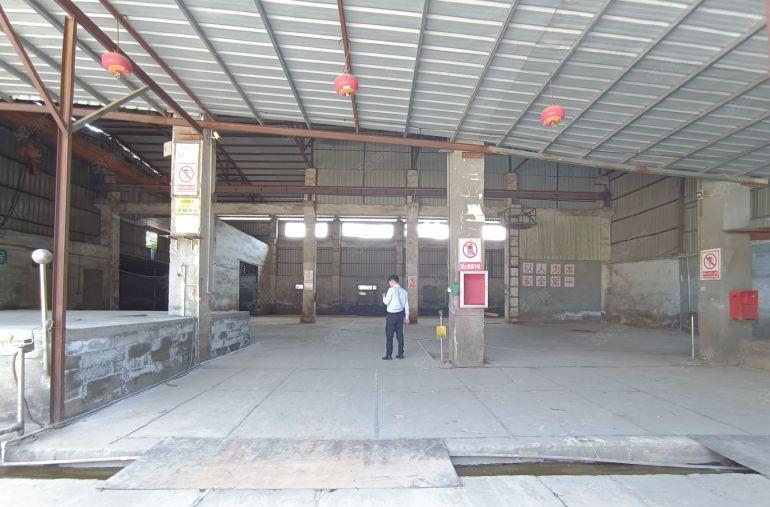 塘厦钢构独院1680平实际面积，位置偏僻可做废品抽粒噪音气味