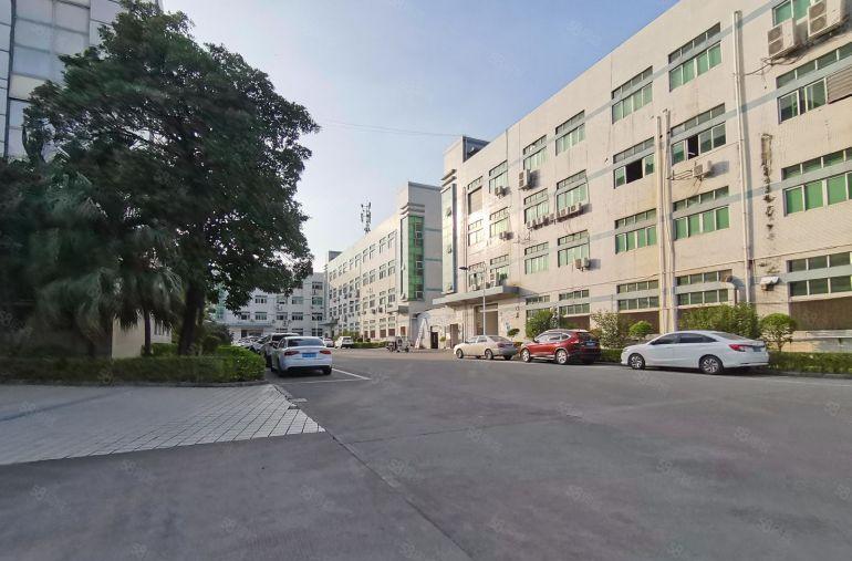 15元塘厦太阳城附近工业园区楼上精装修厂房出租大小可分