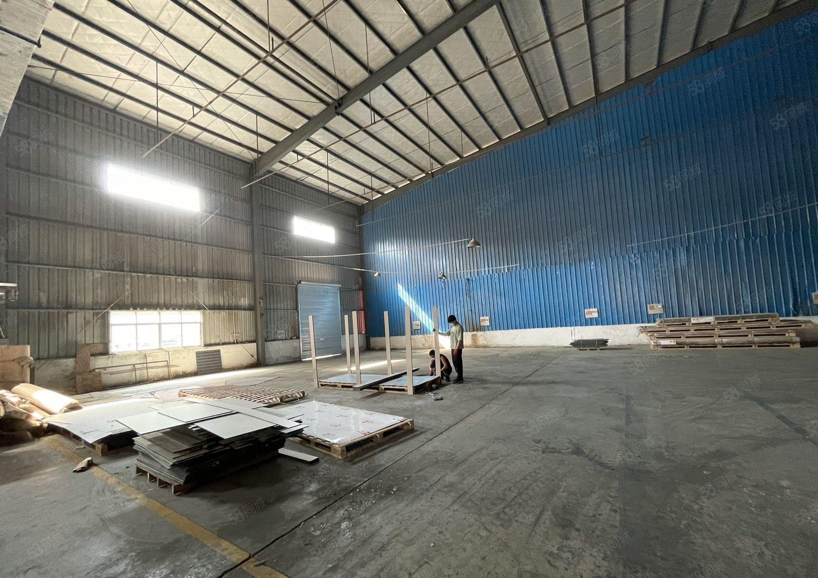 塘厦高速口滴水12米钢构厂房600平实际面积出租，空地超大！