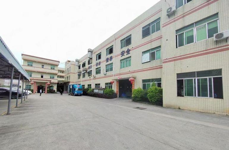 塘厦外环高速旁2500平无尘车间无装让费低价出租