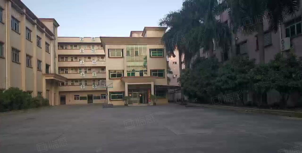 塘厦高速口，8200平独院厂房，18万每月