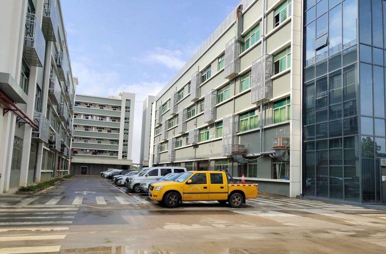 塘厦石鼓工业园新出一楼1000平方二楼1000平厂房出租精装