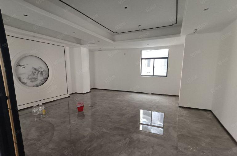 塘厦镇田心村标准厂房二楼385平方出租带豪华装修