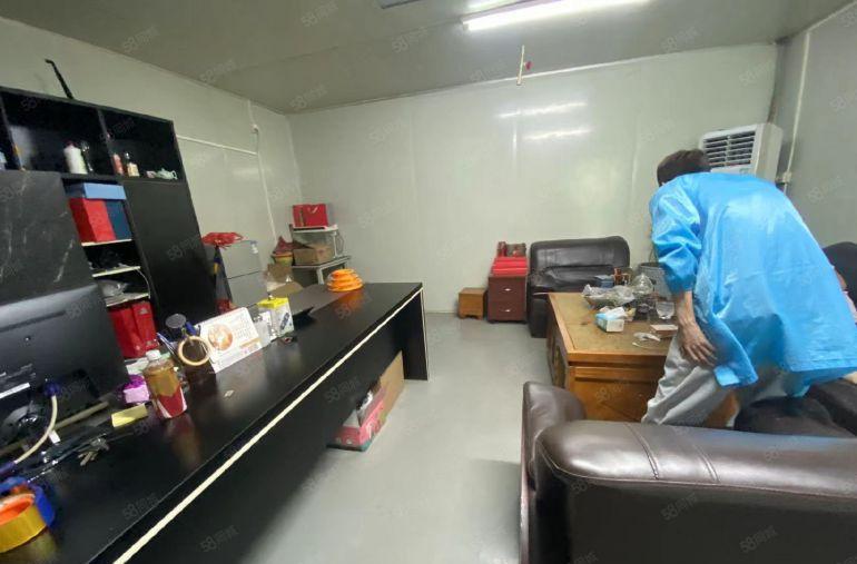 塘厦科苑城新出标准3楼800平方，千级无尘车间，无需转让费！