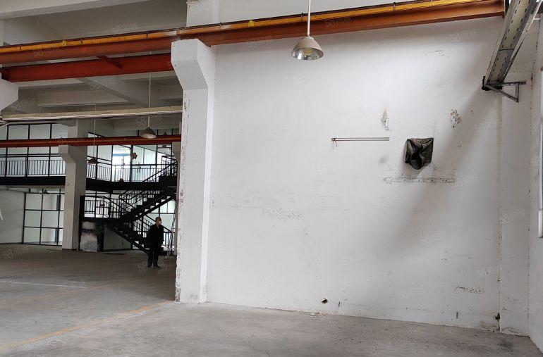 科苑城新出原房东6米高一楼带现成航轨标准厂房1300平方