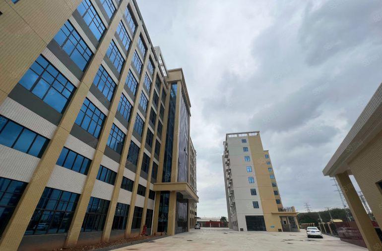 塘厦原房东红本标准独门独院厂房出租，一楼高8米