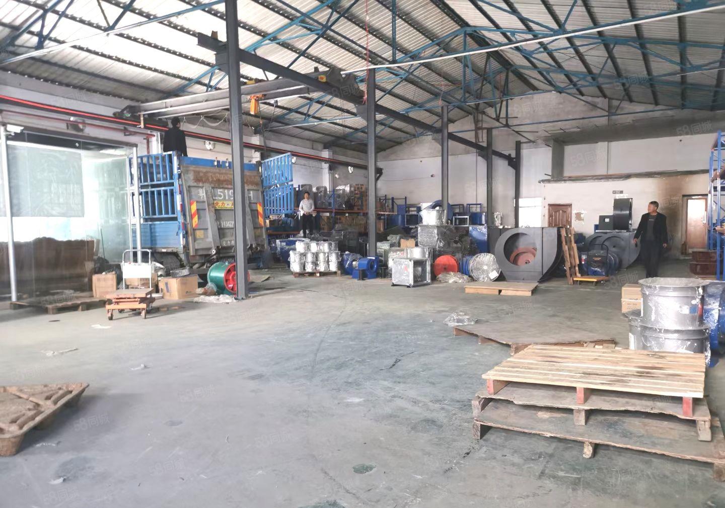 塘厦横塘新出临街钢构700平方出租，滴水6米，现成办公室