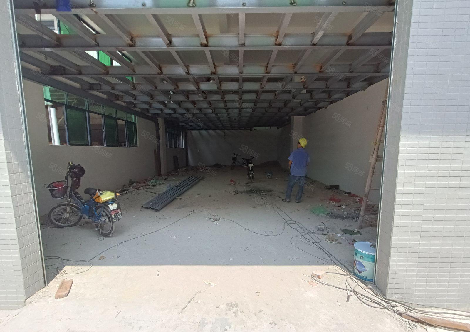 塘厦石鼓新出13000平独栋厂房出租，高速路口近空地大