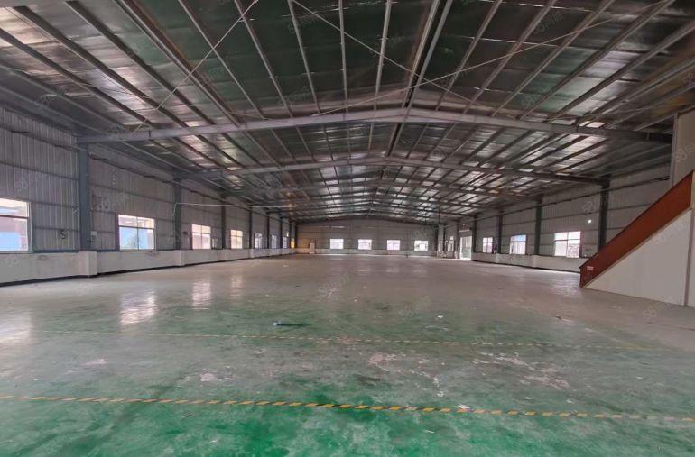 塘厦林村单一层独院厂房仓库低价出租，高7米现成办公装修可分租