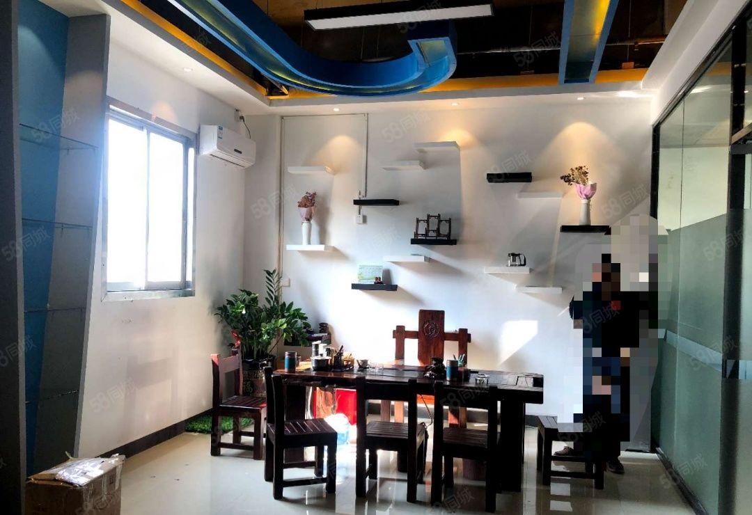 塘厦科苑城新出原房东楼上无转让费带装修1500平厂房仓库出租