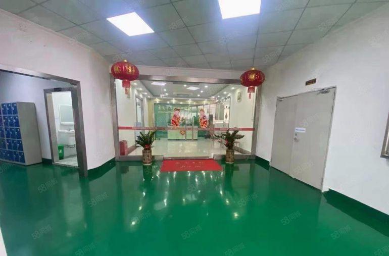 塘厦莲湖楼上精装修900平不要转让费，形象超好可办环评