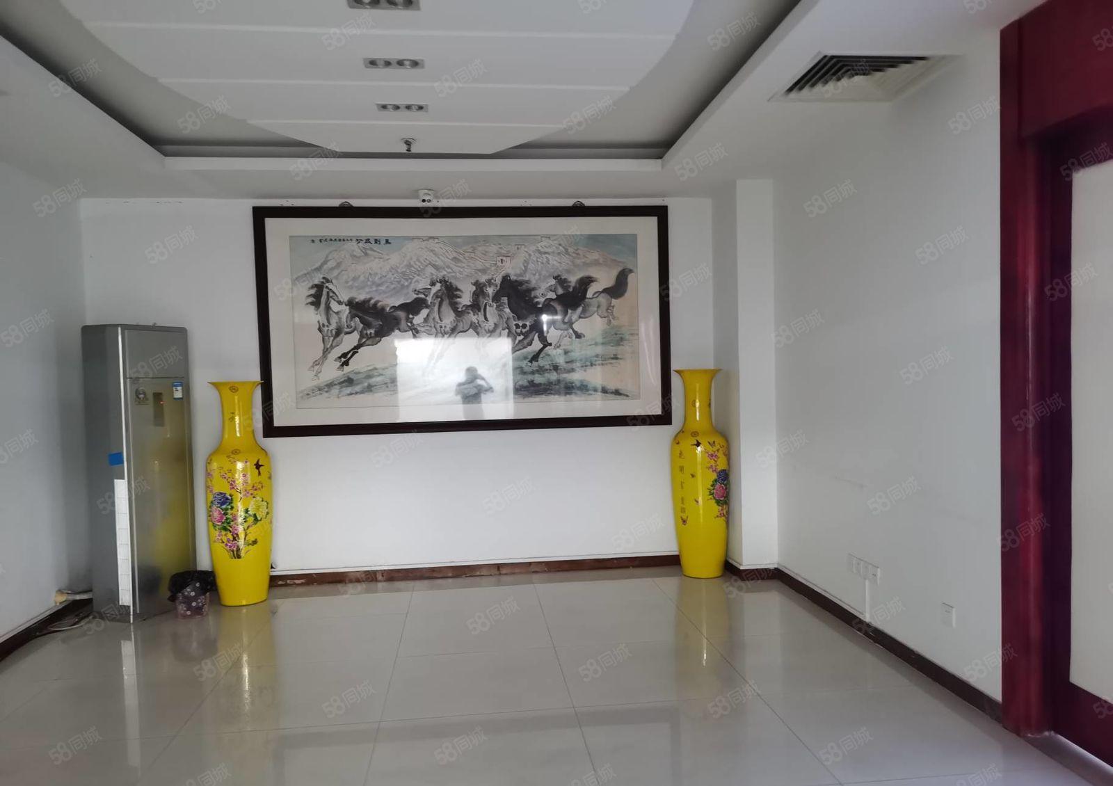 塘厦诸佛岭原房东楼上2300平米带装修厂房，拎包入驻