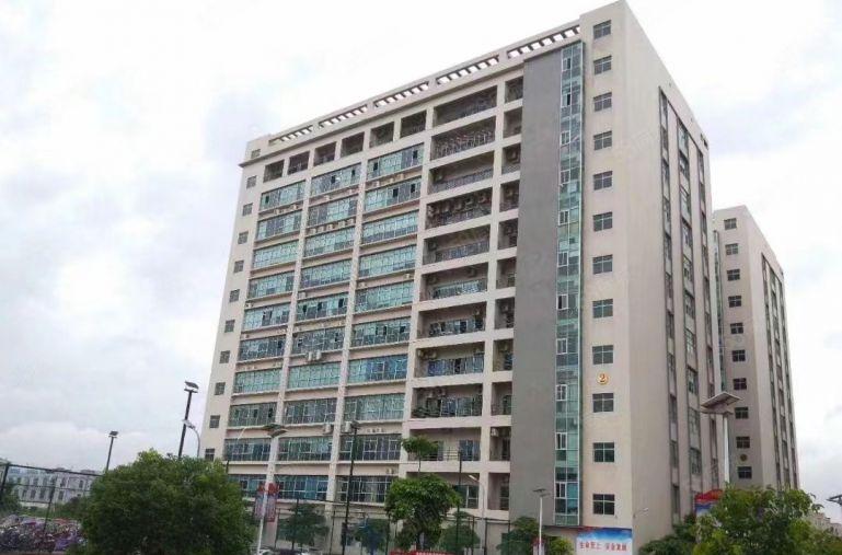 塘厦高速口沙湖新出原房东楼上2500平厂房仓库出租，拎包生产