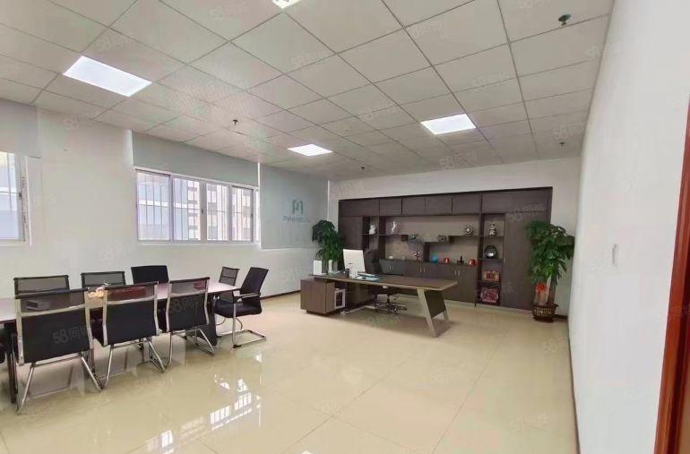 塘厦平山外环高速口楼上电子车间1500平现成装修厂房仓库出租