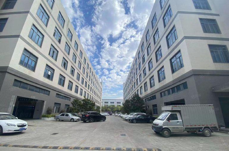 塘厦近深圳~标准3楼1000平方!精装修！现成办公室装修