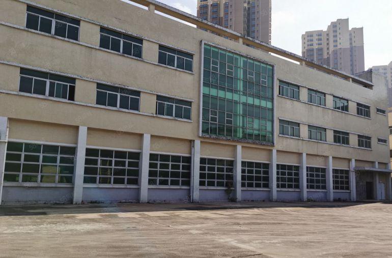 原房东只要12块！塘厦林村楼上3000平带装修厂房仓库出租