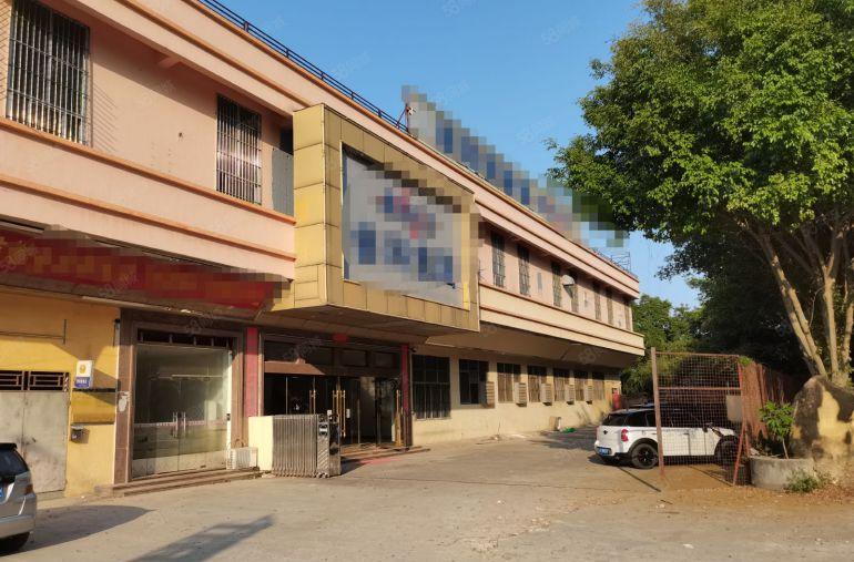 塘厦科苑城小独院二层2500平，空地大，带豪华精装修办公室。