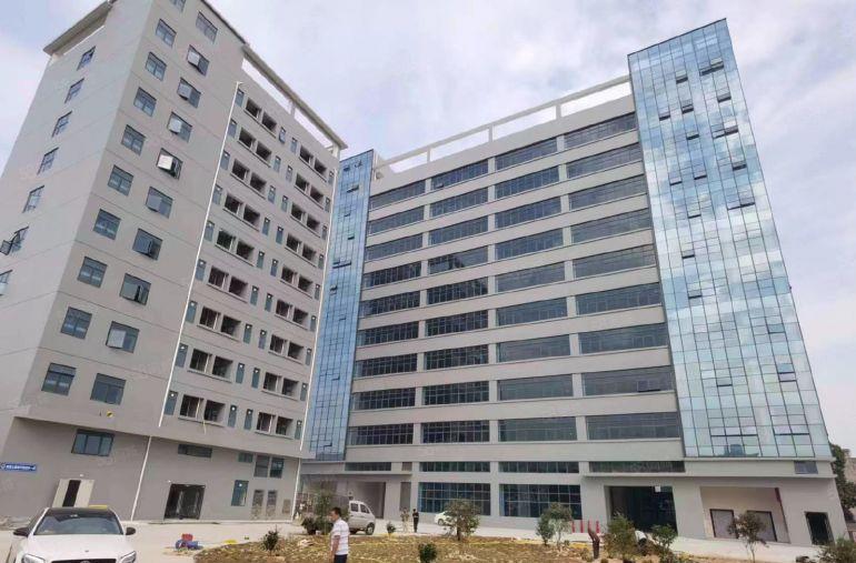 半年免租期起，10元租单层2500平，塘厦红本厂房仓库出租