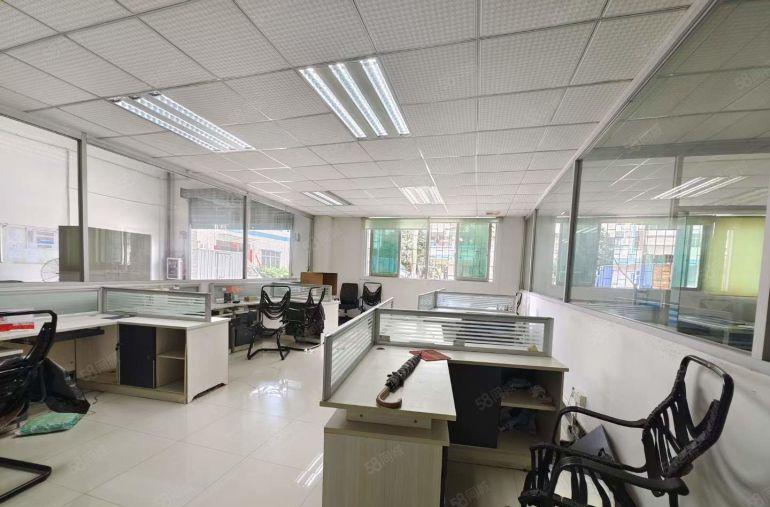 塘厦经典独栋2500平方，大路边拖头车可以进，带装修厂房出租