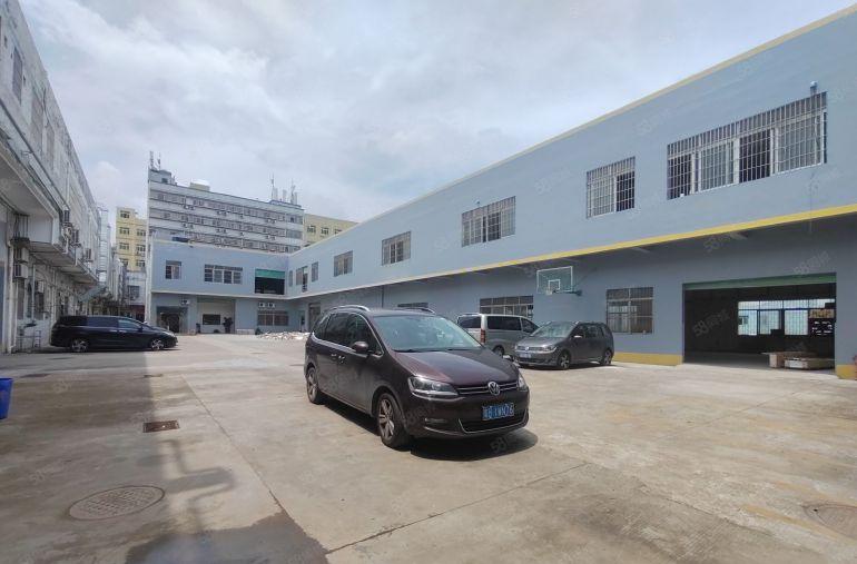 塘厦龙背岭新出标准厂房一楼600平二楼800平出租带牛角可分