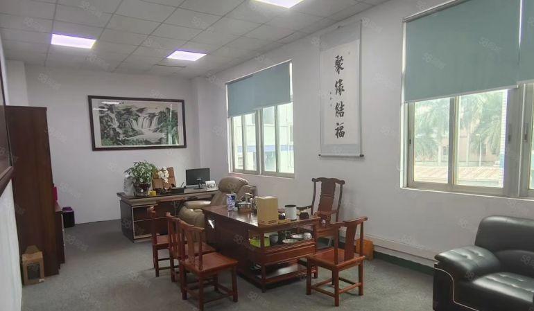 塘厦高速口精装修小独院厂房5200平可分租，水电办公室齐全