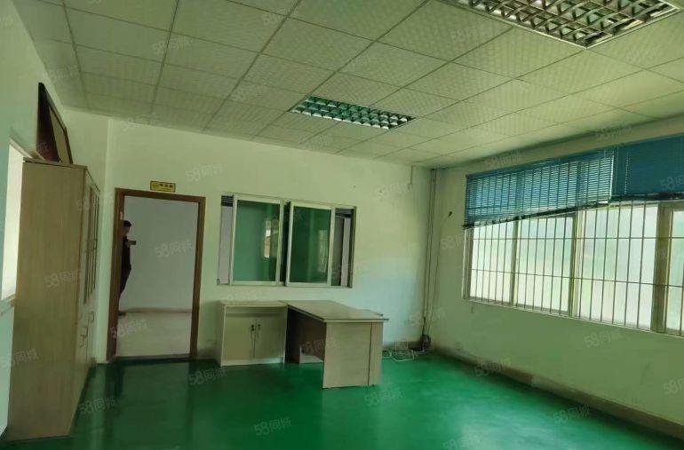 莲湖标准厂房二楼730平现成装修办公室全新地坪漆位置优越