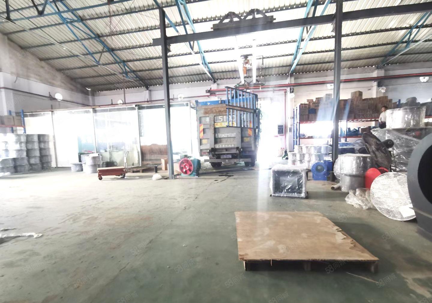 塘厦横塘新出临街钢构700平方出租，滴水6米，现成办公室