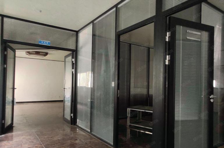 塘厦田心高速出口独院2200平方带现成装修办公室独门独院空地