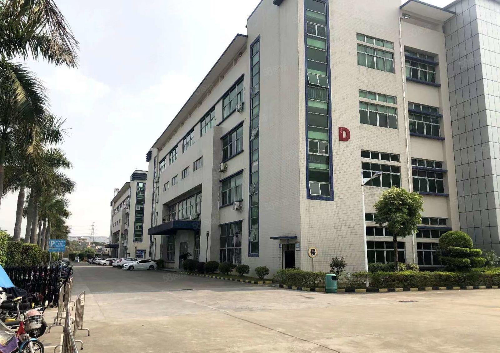 塘厦大坪新出楼上一整层5000平厂房仓库出租，靠深圳交通方便