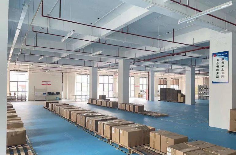 精装塘厦园区标准厂房出租2000平高10米全新装修现成办公室