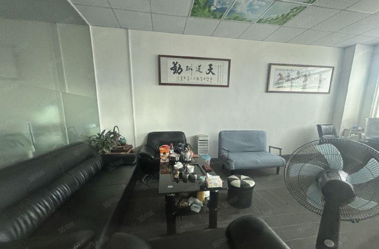 塘厦近深圳楼上700平方！精装修！现成主线，办公室装修