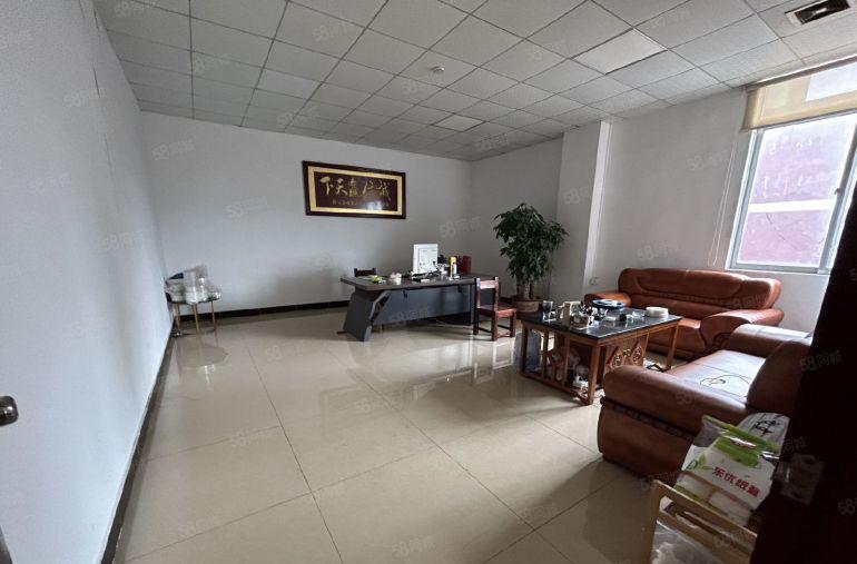 塘厦中心区标准楼上600平方，大气前台，全层吊顶地坪漆精装修