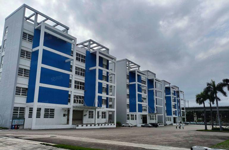 塘厦塘兴路旁带装修一二楼各2000平厂房仓库出租，水电齐全。