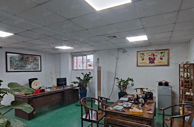 塘厦龙背岭楼上500平小面积厂房，带精装修办公地坪漆低价出租