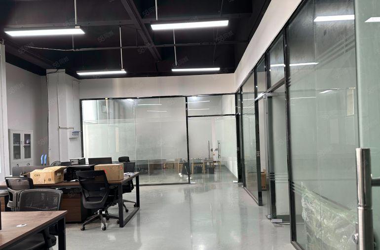 便宜甩租塘厦科苑城楼上一整层1000平带装修实际面积厂房出租