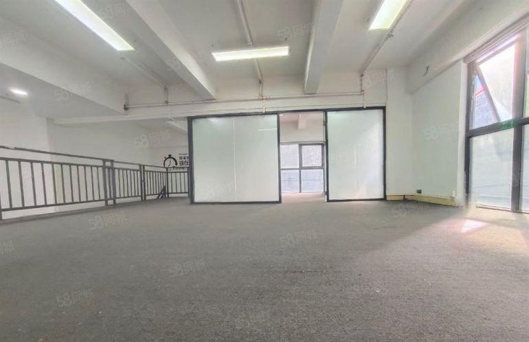 特价11.8 一楼复式300平办公仓库出租靠近主干道，交通方