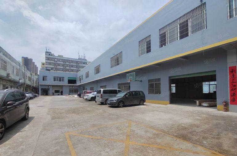 塘厦龙背岭新出标准厂房一楼600平二楼800平出租带牛角可分