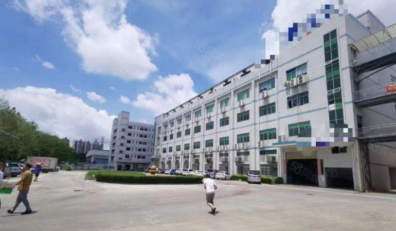 塘厦科苑城新出楼上3300平厂房仓库出租，豪华装修，交通方便