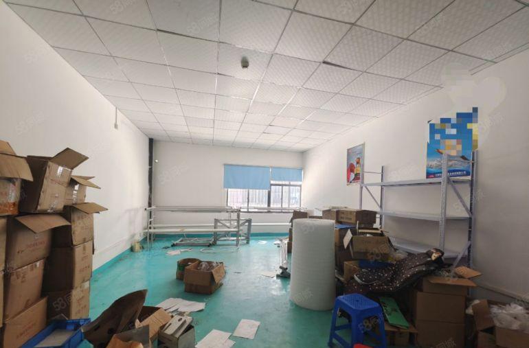 塘厦外环高速独栋钢构厂房800平出租，现成装修办公喷淋空地大