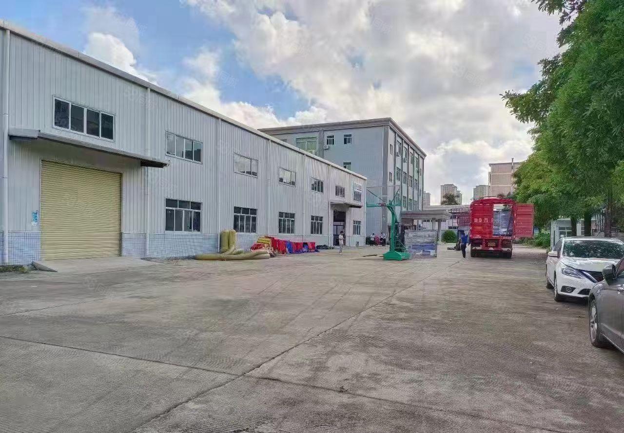 寮步华南城新出原房东单一层滴水8米1500平方，超低价格