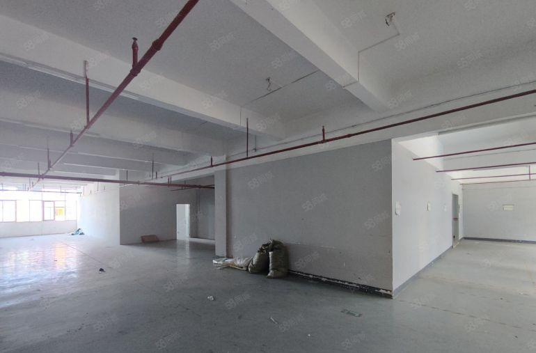 寮步园区1300平方厂房出租，现成办公室装修，只租9块平方