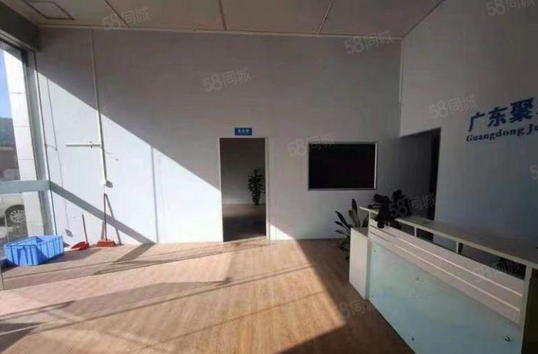 寮步 石龙坑 600平 仓库出租,可分租，有院子空地大