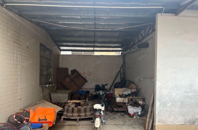 原房东分租单一层1000平方，实际面积出租