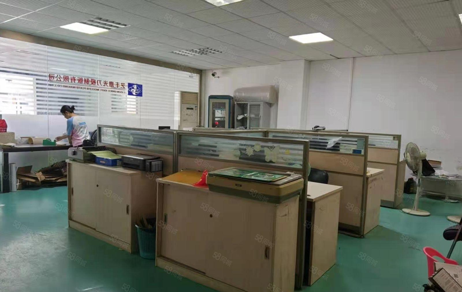 寮步石龙坑自用钢构700平方出租，带航车，滴水8米