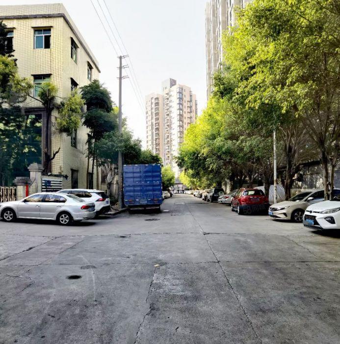 东莞寮步横坑开发商标准厂房1800至7200平带水电带装修