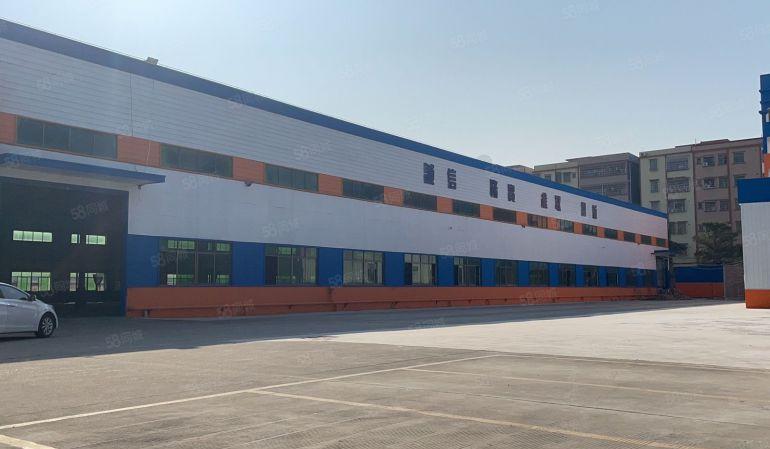 独门独院单一层钢构10米7400平，有独立办公室宿舍等空地大