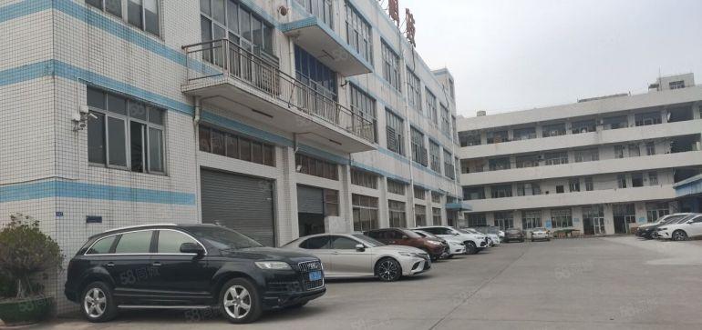 寮步 泉塘 独院 厂房出租 共5000平方，形象好