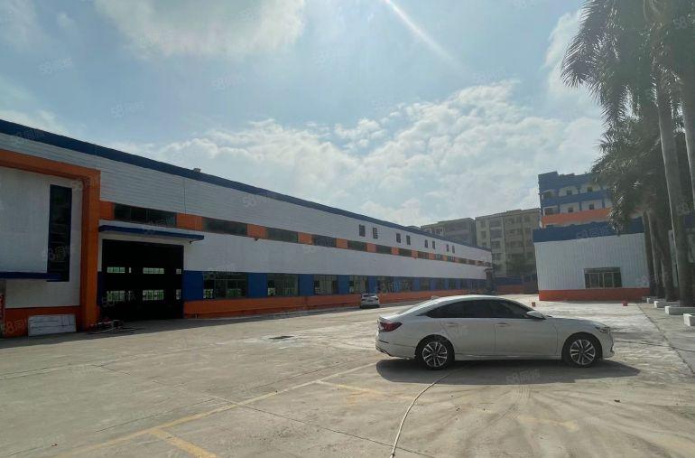 独门独院单一层钢构10米7400平，有独立办公室宿舍等空地大